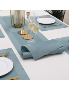 Placemats With Table Runner 